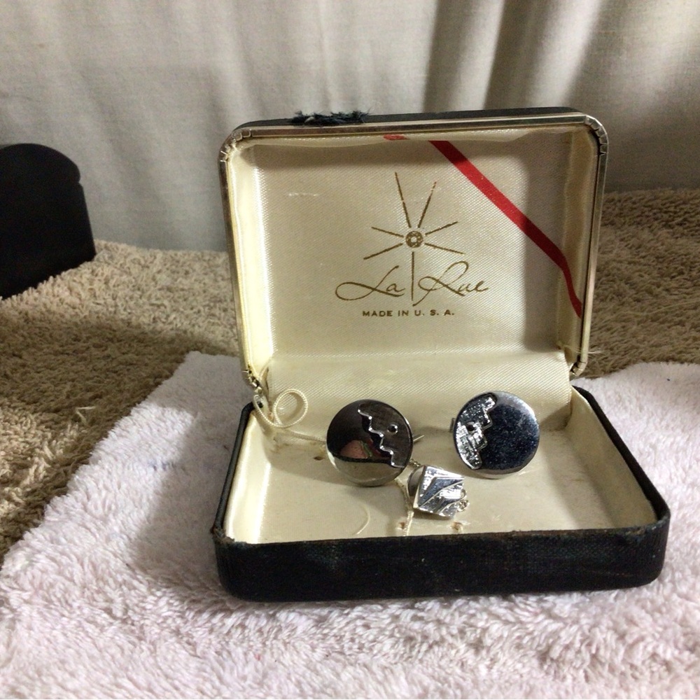 Silver Tone Round Cufflinks with Tie Tac - Silver